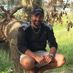 Meet your Posher, Les